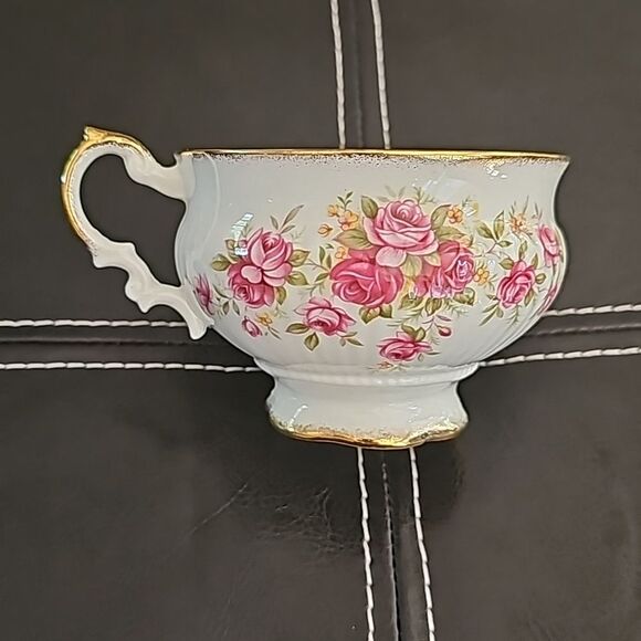 Vintage Elizabethan Bone China Queens Rose Cup & Saucer - Picture 3 of 9